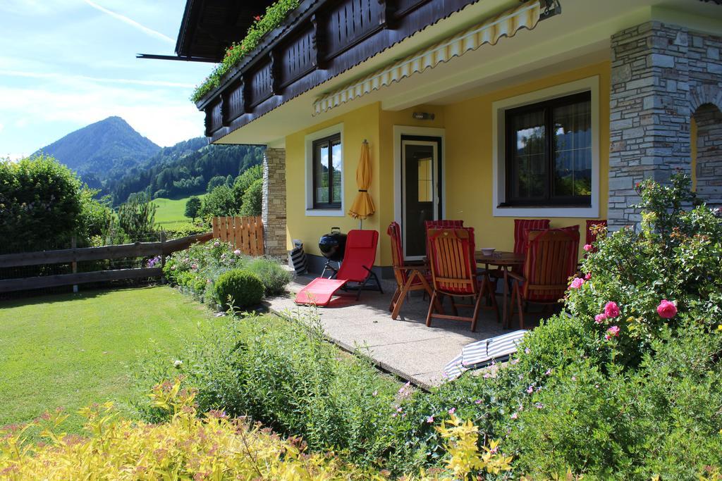 Appartement Mama Haus im Ennstal Exterior photo